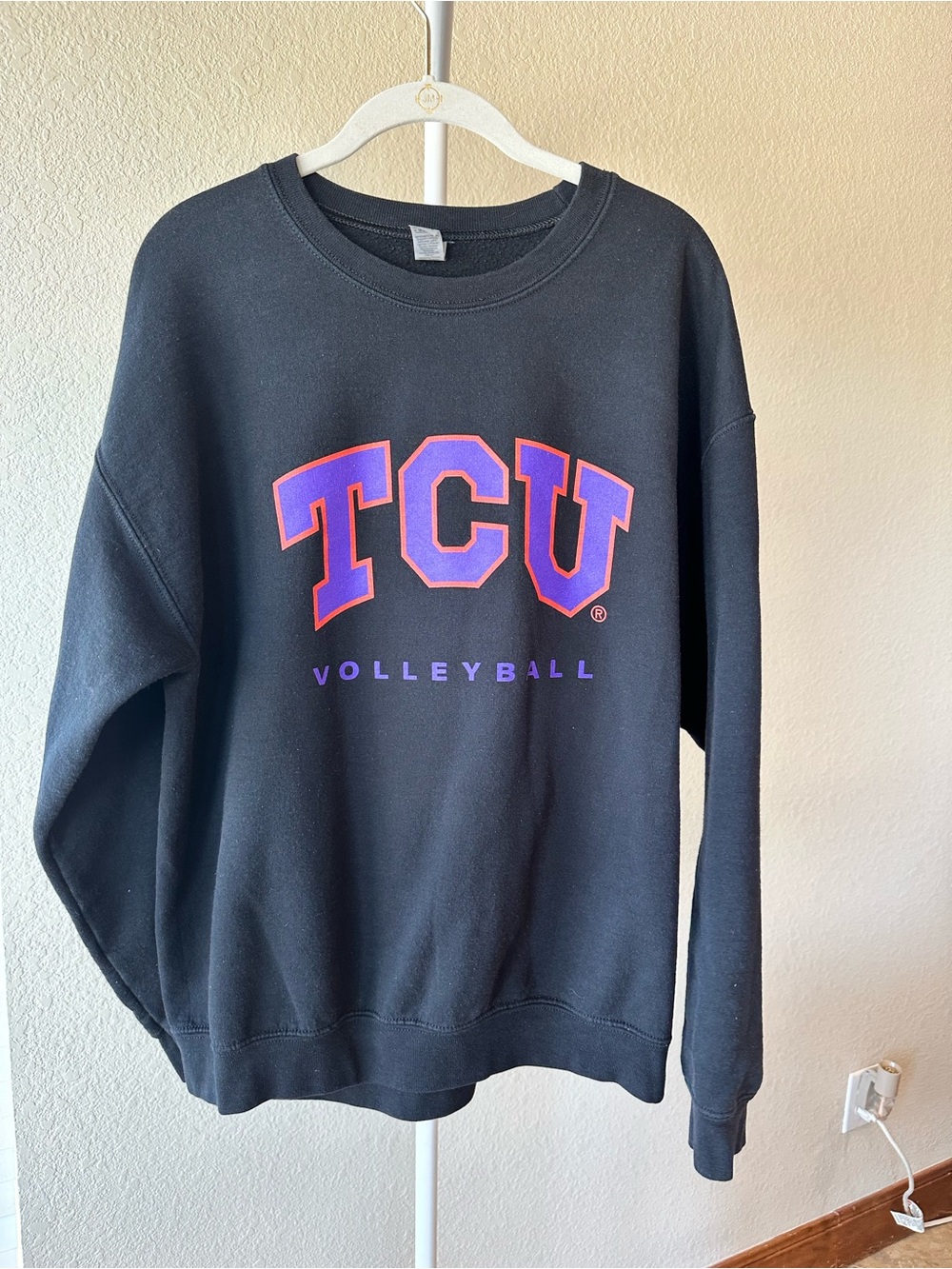 TCU volleyball Texas Christian University black crewneck sweatshirt Gildan large